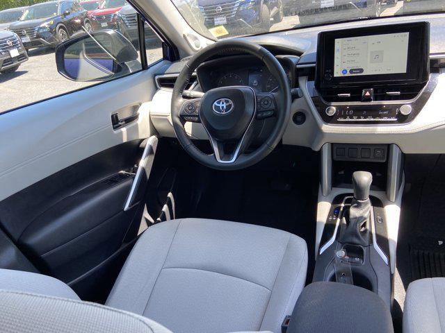 2025 Toyota Corolla Cross LE