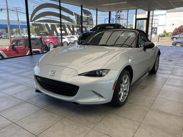 2016 Mazda MX-5 Sport