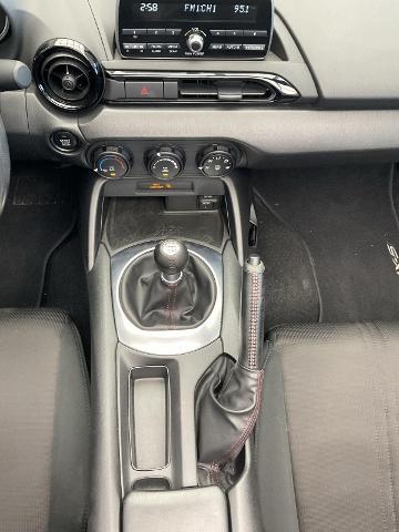 2016 Mazda MX-5 Sport
