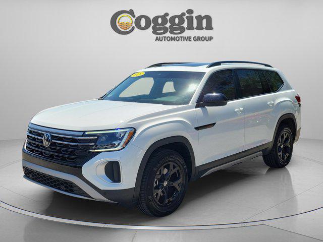 2024 Volkswagen Atlas 2.0T Peak Edition SE w/Technology for sale in Jacksonville, FL