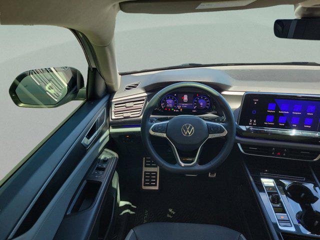 2024 Volkswagen Atlas 2.0T Peak Edition SE w/Technology