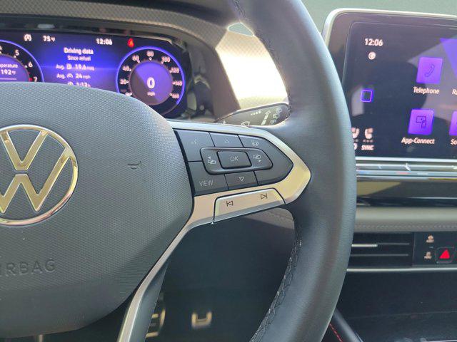 2024 Volkswagen Atlas 2.0T Peak Edition SE w/Technology