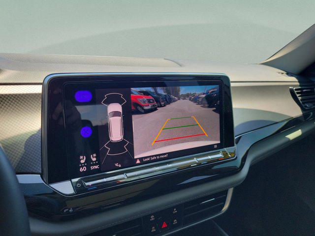 2024 Volkswagen Atlas 2.0T Peak Edition SE w/Technology