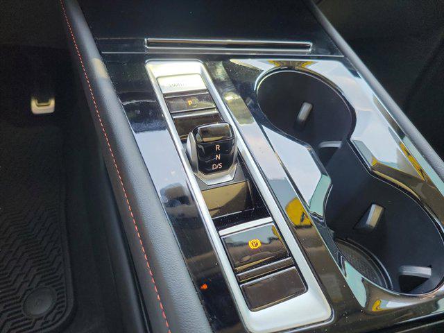 2024 Volkswagen Atlas 2.0T Peak Edition SE w/Technology