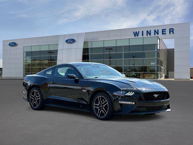 2022 Ford Mustang GT Premium Fastback