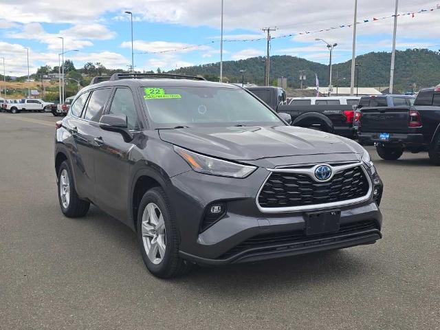 2022 Toyota Highlander Hybrid LE