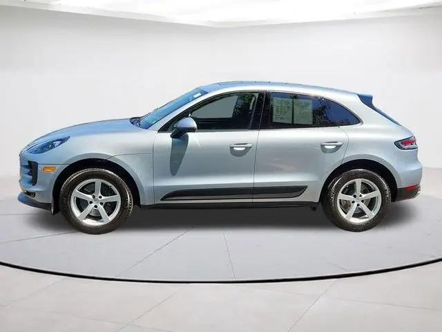 2021 Porsche Macan Macan