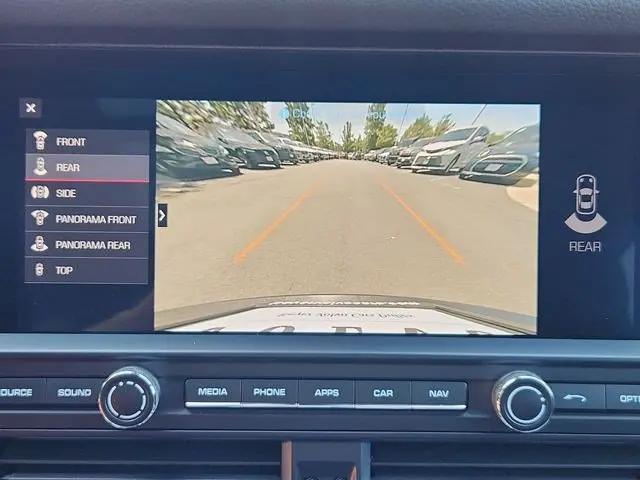2021 Porsche Macan Macan