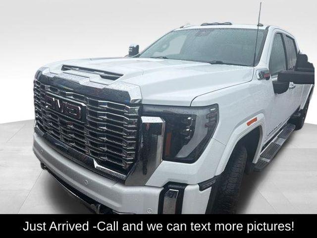 2024 GMC Sierra 3500HD 4WD Crew Cab Long Bed Denali for sale in Castle Rock, CO