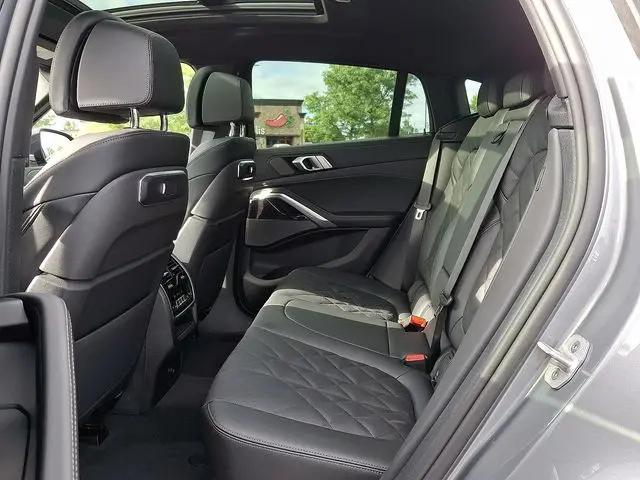 2026 BMW X6 xDrive40i