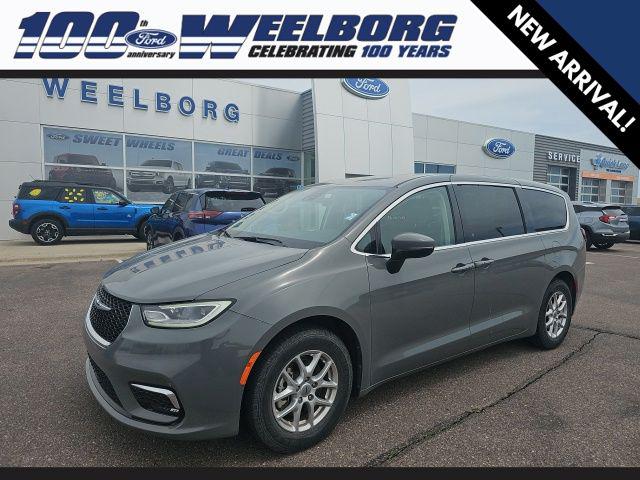 2023 Chrysler Pacifica Touring L for sale in Redwood Falls, MN