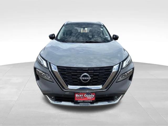 2022 Nissan Rogue Platinum FWD