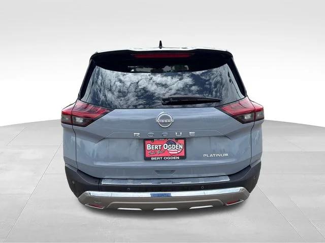 2022 Nissan Rogue Platinum FWD