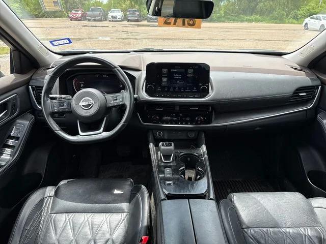2022 Nissan Rogue Platinum FWD