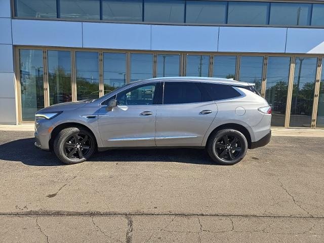 2023 Buick Enclave Essence AWD