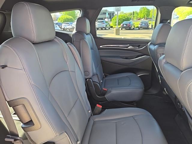 2023 Buick Enclave Essence AWD
