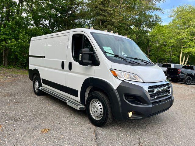 2025 Ram ProMaster 2500 Cargo Van Tradesman Low Roof 136" WB w/Pass Seat