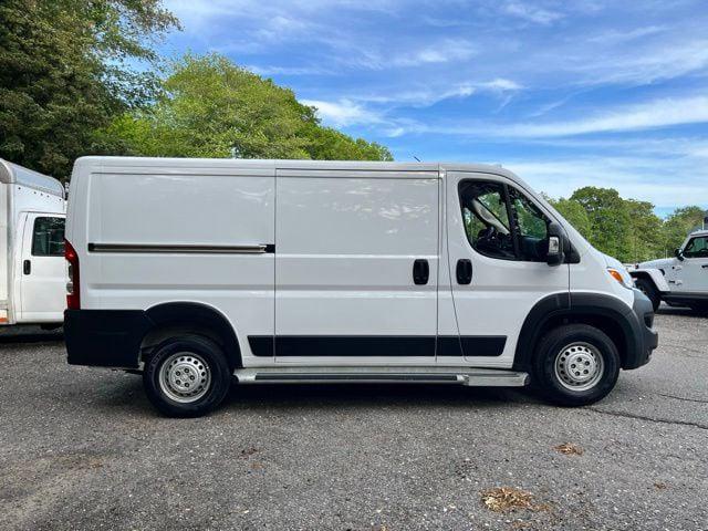 2025 Ram ProMaster 2500 Cargo Van Tradesman Low Roof 136" WB w/Pass Seat