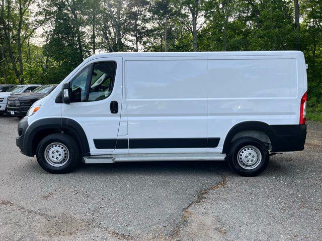 2025 Ram ProMaster 2500 Cargo Van Tradesman Low Roof 136" WB w/Pass Seat
