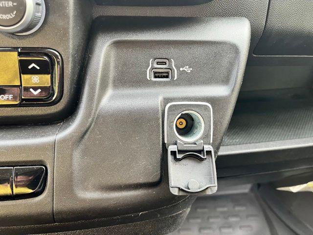 2025 Ram ProMaster 2500 Cargo Van Tradesman Low Roof 136" WB w/Pass Seat