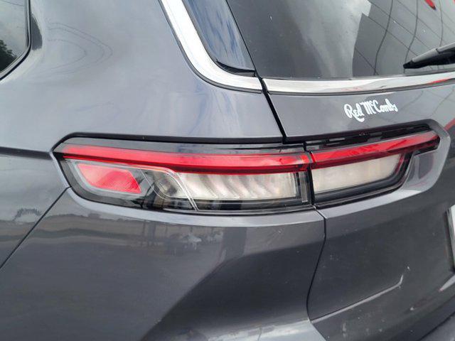 2025 Jeep Grand Cherokee L Laredo X 4x2