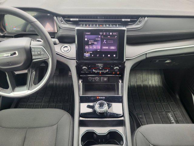 2025 Jeep Grand Cherokee L Laredo X 4x2