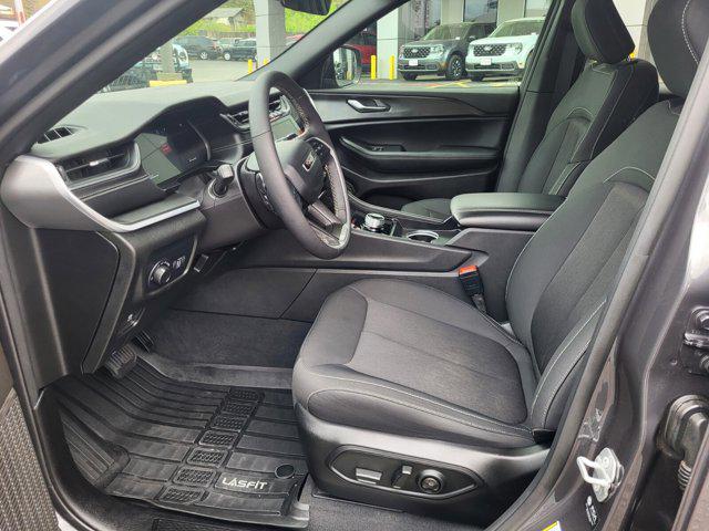 2025 Jeep Grand Cherokee L Laredo X 4x2