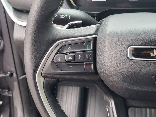 2025 Jeep Grand Cherokee L Laredo X 4x2