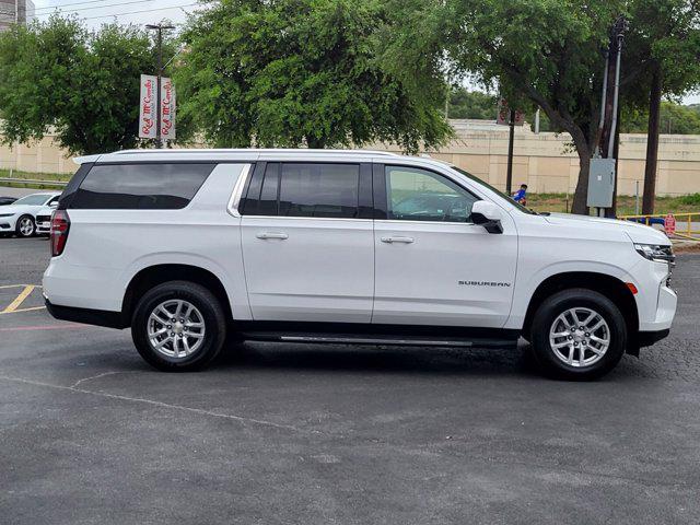 2024 Chevrolet Suburban 2WD LT