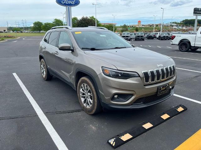 2019 Jeep Cherokee Latitude Plus 4x4 for sale in Eau Claire, WI