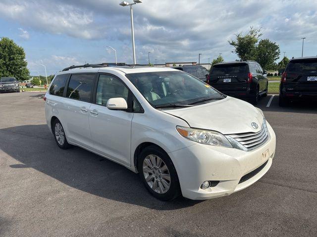 2013 Toyota Sienna Limited V6 7 Passenger for sale in Kansas City, MO