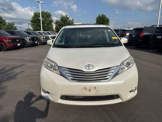 2013 Toyota Sienna Limited V6 7 Passenger