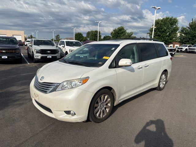 2013 Toyota Sienna Limited V6 7 Passenger