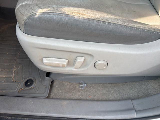 2013 Toyota Sienna Limited V6 7 Passenger
