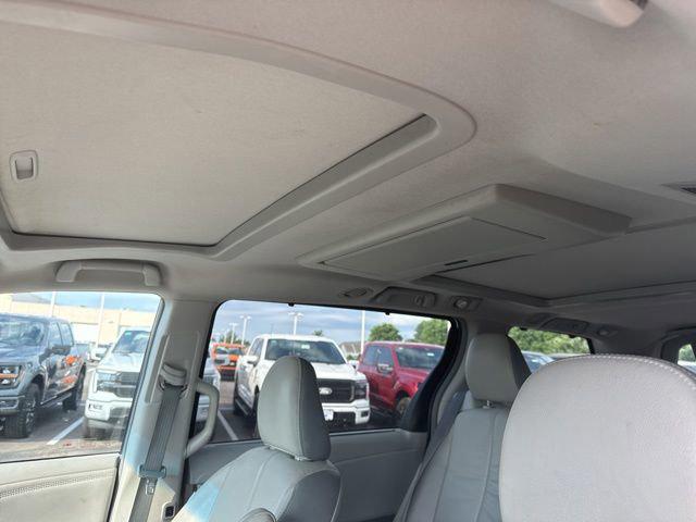 2013 Toyota Sienna Limited V6 7 Passenger