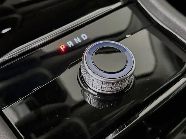 2022 Jeep Grand Cherokee L Laredo 4x4