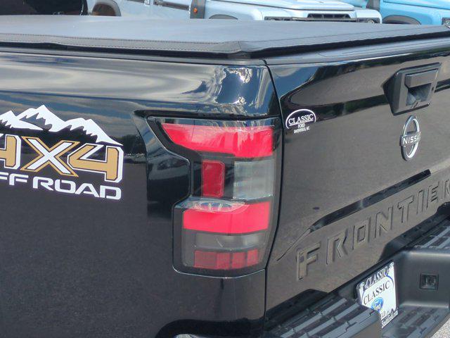 2024 Nissan Frontier Crew Cab SV 4x4