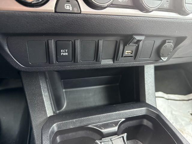 2023 Toyota Tacoma SR V6