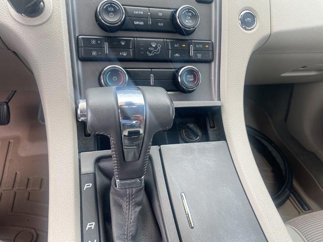 2011 Ford Taurus SEL