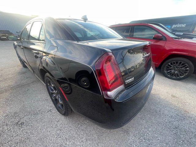 2021 Chrysler 300 Touring AWD