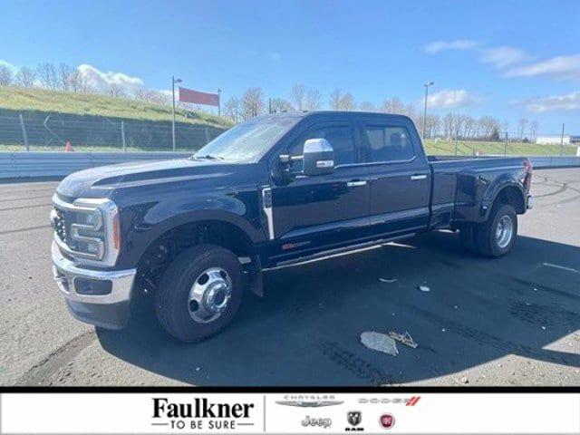 2023 Ford F-350 LARIAT