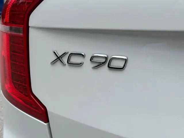 2021 Volvo XC90 T5 Momentum 7 Passenger