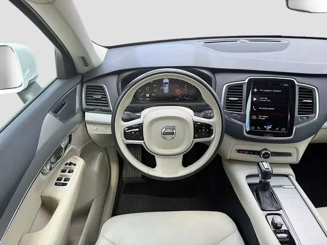 2021 Volvo XC90 T5 Momentum 7 Passenger
