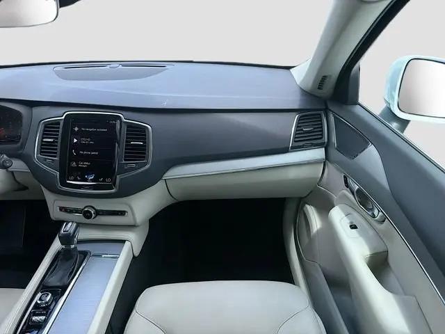 2021 Volvo XC90 T5 Momentum 7 Passenger
