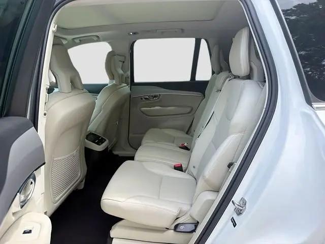 2021 Volvo XC90 T5 Momentum 7 Passenger