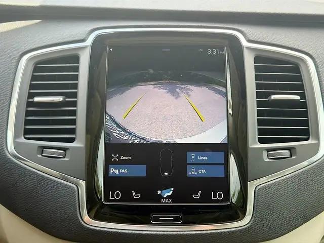 2021 Volvo XC90 T5 Momentum 7 Passenger