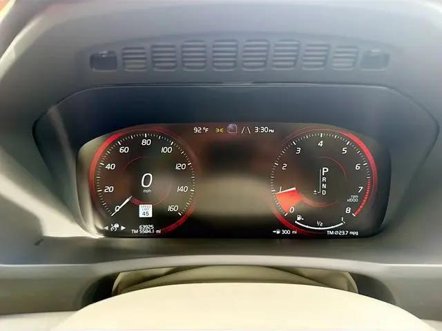 2021 Volvo XC90 T5 Momentum 7 Passenger