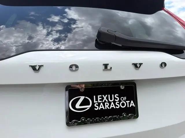 2021 Volvo XC90 T5 Momentum 7 Passenger