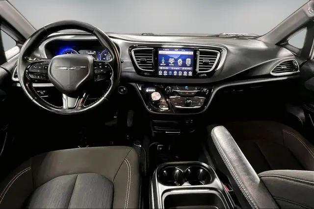 2020 Chrysler Pacifica Touring