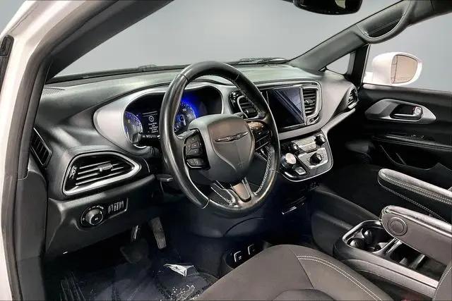 2020 Chrysler Pacifica Touring